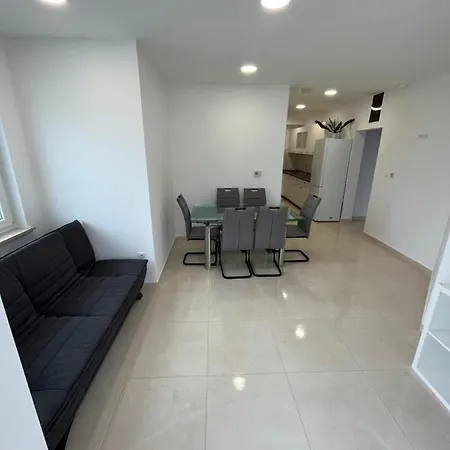 Apartman Kipkop Apartman *